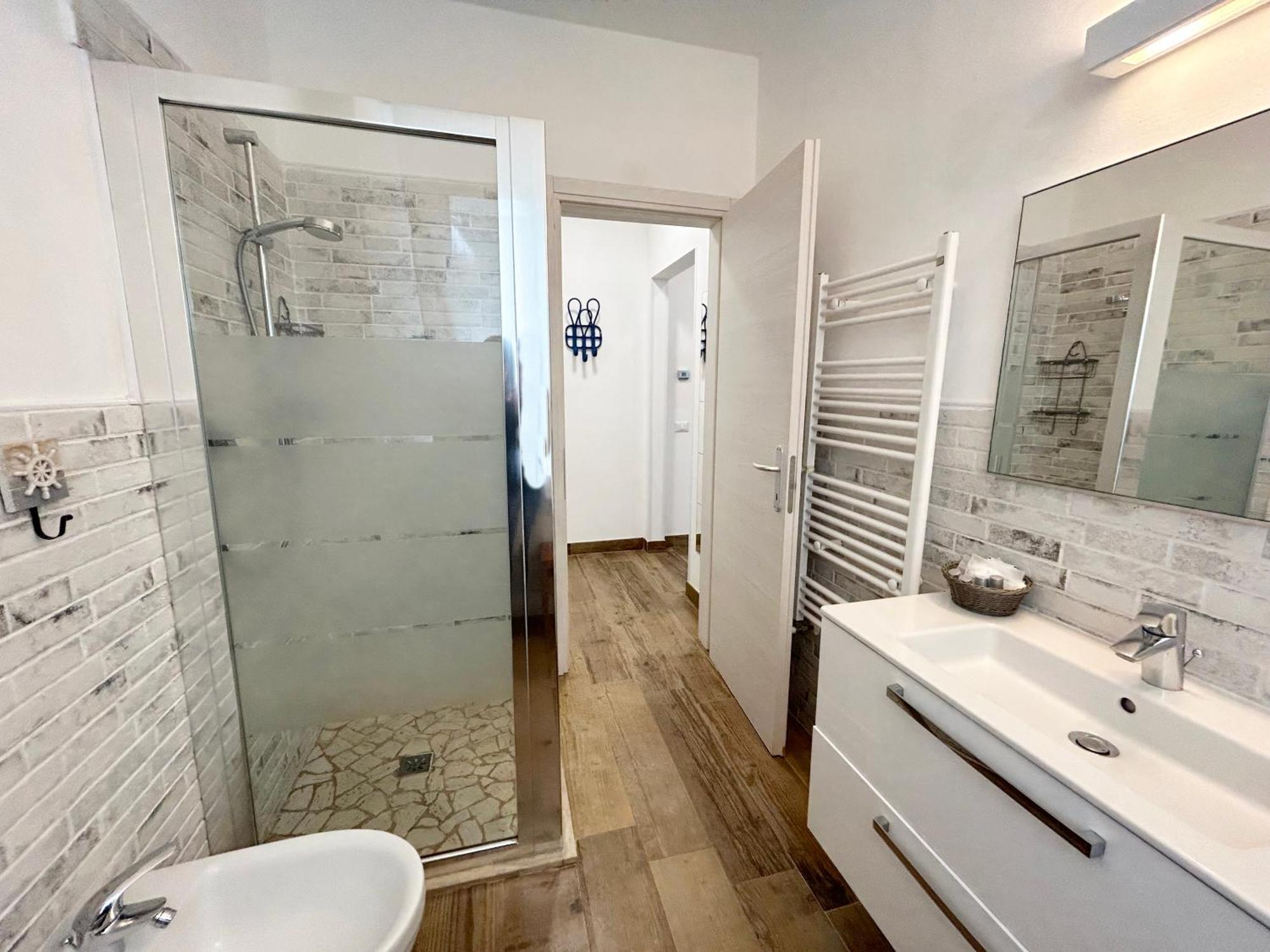 La Casa Di Rosi Al Mare Apartment Вада Екстериор снимка