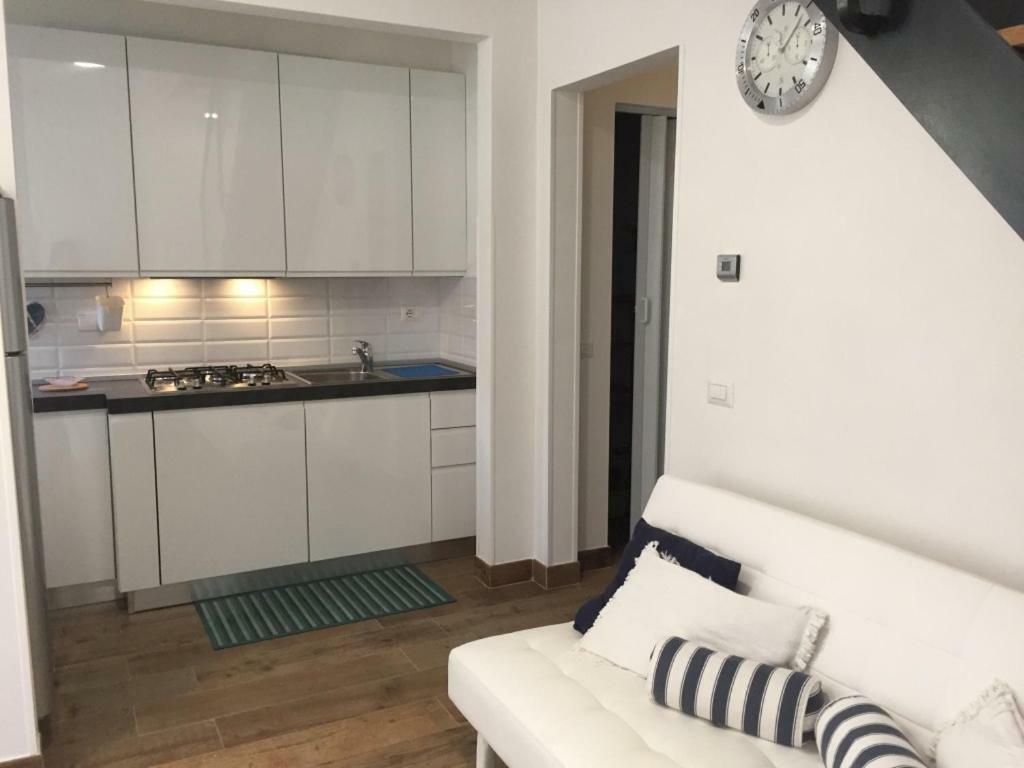 La Casa Di Rosi Al Mare Apartment Вада Екстериор снимка