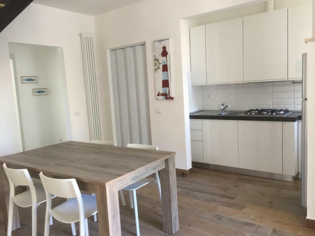 La Casa Di Rosi Al Mare Apartment Вада Екстериор снимка